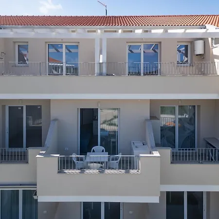 Affittimoderni - Larotonda Sul Mare *